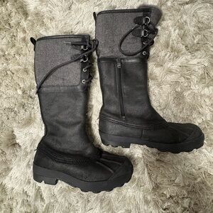 Ugg Women's Black Tall Winter Boots sz6